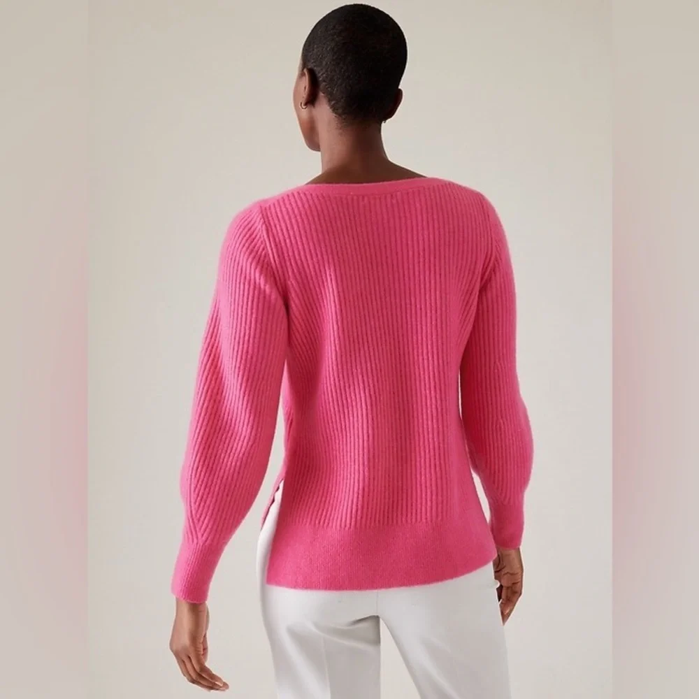 Athleta Layover Wool Blend Sweater Size Medium - Picture 7 of 8